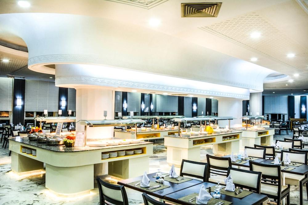 马哈巴皇家塞勒姆酒店 - 仅限家庭 苏塞 外观 照片